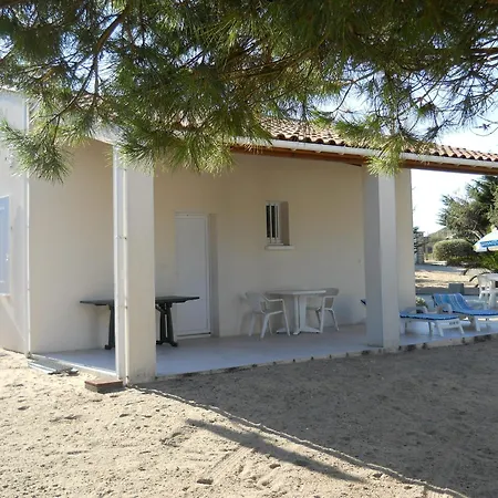 Holiday home Ile Oleron Pres Du Port De La Cotiniere 2 Pers. Et Ocean A 50 M Saint-Pierre-d'Oleron
