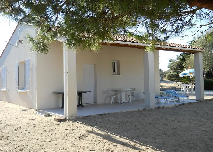 Holiday home Ile Oleron Pres Du Port De La Cotiniere 2 Pers. Et Ocean A 50 M Saint-Pierre-d'Oleron